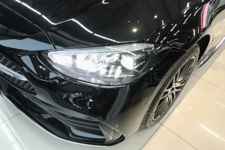 奔驰C级 2023款 C 260 L 运动版局部细节36