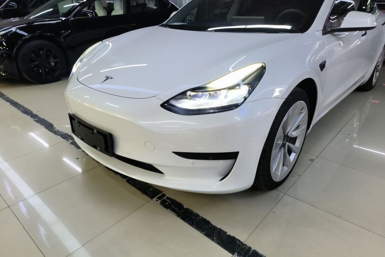 特斯拉 Model 3 2021款 标准续航后驱升级版局部细节36