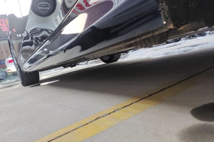 宝马5系 2025款 530Li 领先型 豪华套装局部细节9002