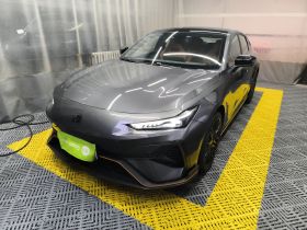 长安UNI-V 2025款 第三代 2.0T 劲擎型