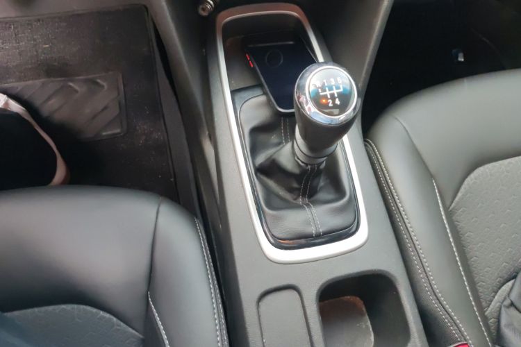 雪佛兰 科沃兹 2016款 1.5L 手动欣悦版中控内饰18