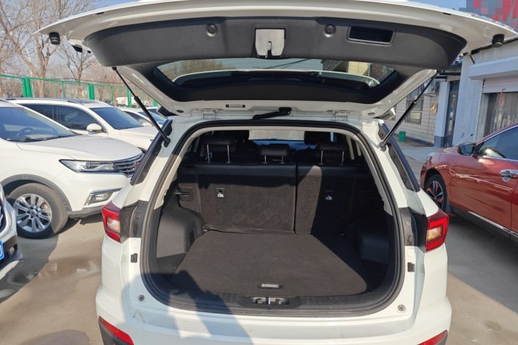 长安CS55 2017款 1.5T 手动炫色型机舱底盘23