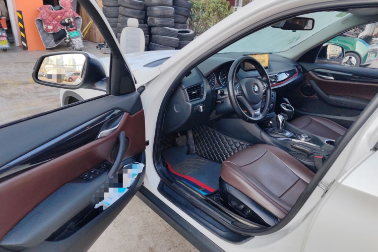 宝马X1 2015款 sDrive18i 时尚晋级版中控内饰20