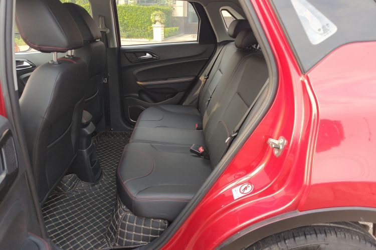 中华V3 2016款 1.5L 自动精英型中控内饰21