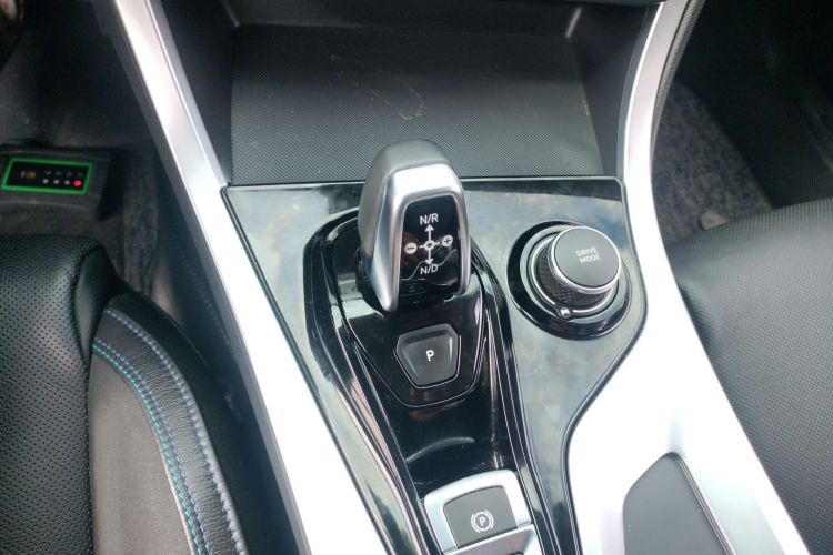 领克01 EM-P 2018款 1.5T PHEV 劲 国V局部细节18