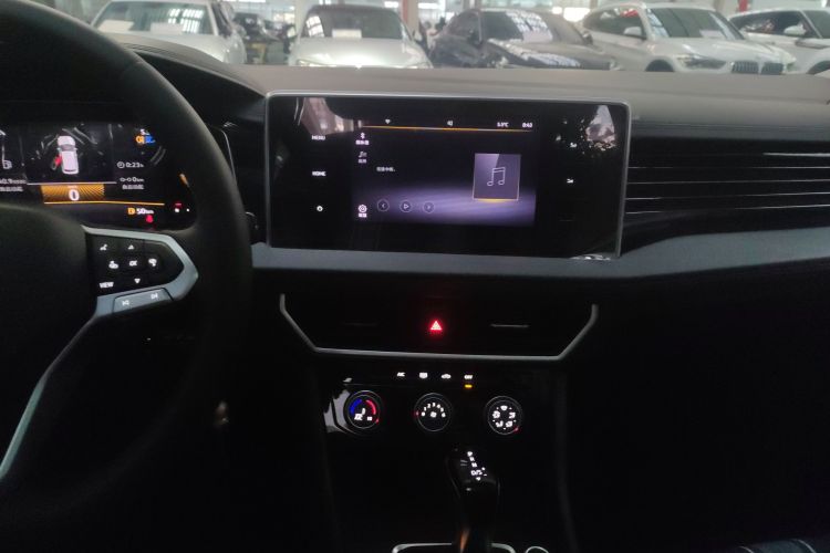 大众 速腾 2023款 300TSI DSG飞越版中控内饰16