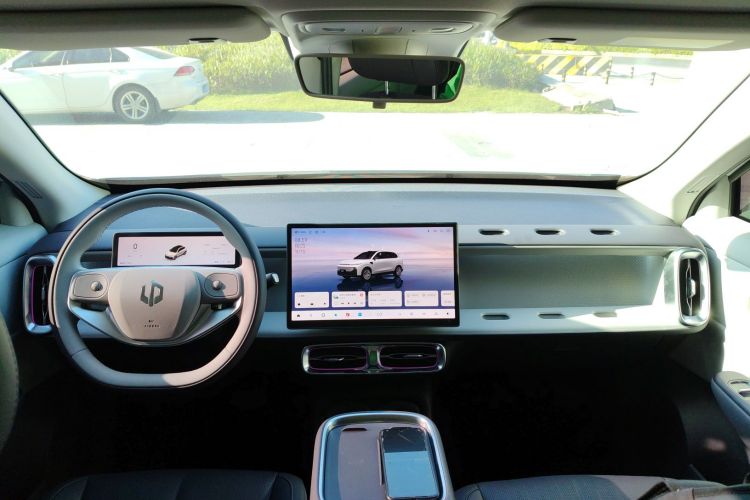 零跑汽车 零跑B10 2025款 510激光雷达版中控内饰12