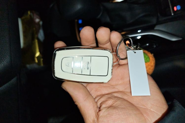 丰田 雷凌 2022款 双擎 1.8H E-CVT豪华版中控内饰11