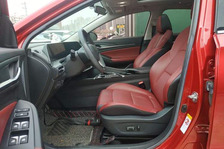 长安 逸动 2020款 PLUS 蓝鲸NE 1.4T GDI DCT旗舰型局部细节19