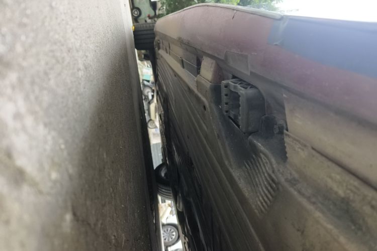 奔驰C级 2022款 改款 C 260 L 运动版局部细节9003