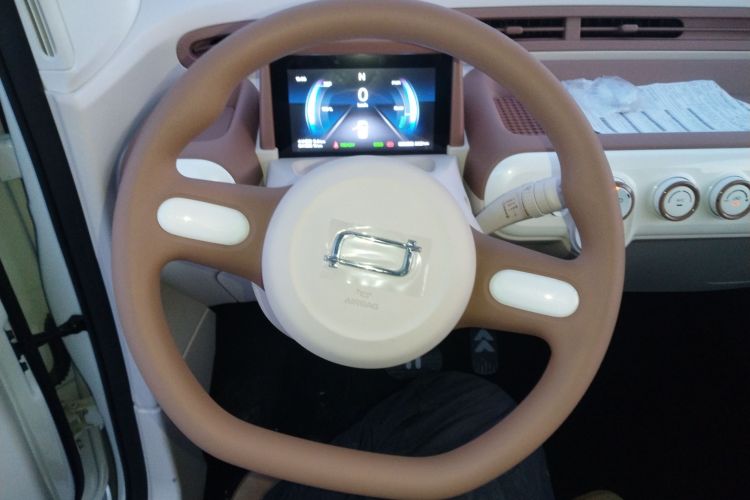 奔腾小马 2026款 222km 萌趣马 Plus中控内饰13