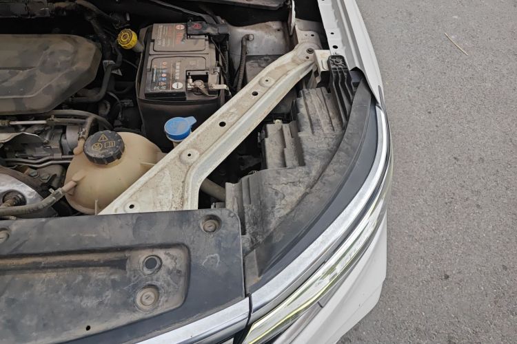 荣威RX5 MAX 2019款 400TGI 自动四驱智能座舱至尊版局部细节9007