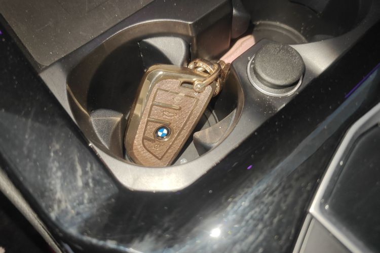 宝马X3 2023款 改款 xDrive30i 领先型 M曜夜套装中控内饰11