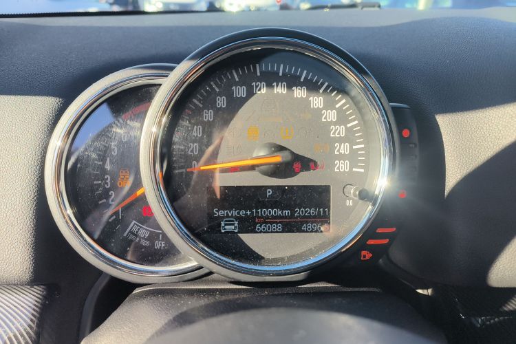 MINI Countryman 2017款 1.5T COOPER ALL4中控内饰14