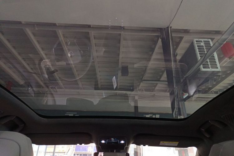 腾势N7 2023款 长续航性能版中控内饰22