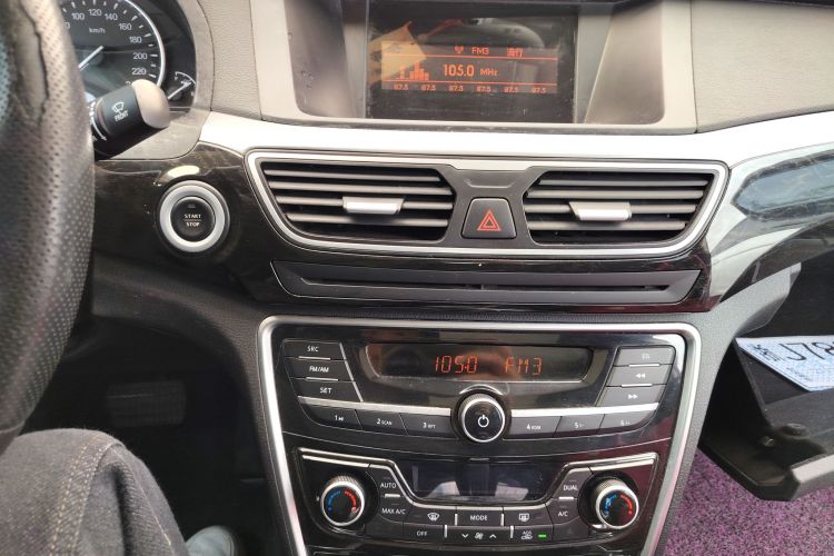 吉利汽车 博瑞 2015款 2.4L 舒适型局部细节16