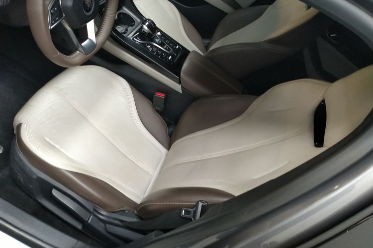 比亚迪 秦PLUS 2024款 荣耀版 DM-i 55KM领先型中控内饰19