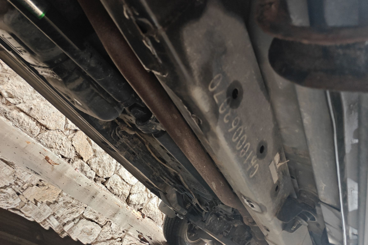 五十铃 瑞迈 2018款 2.8T经典版两驱豪华款加长货厢JE493ZLQ5F局部细节9002