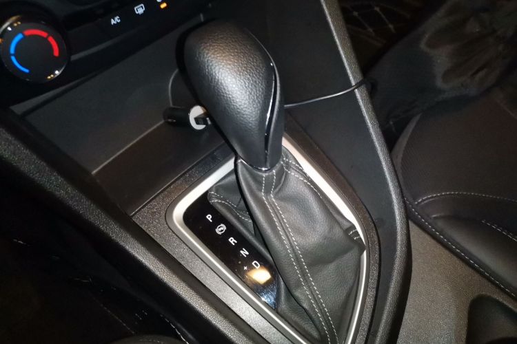 别克 英朗 2021款 改款 典范 1.5L 自动精英型中控内饰18