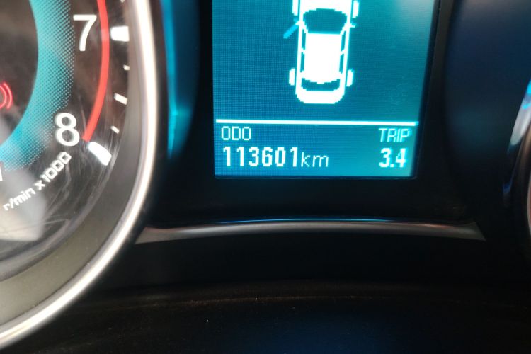 哈弗H1 2015款 1.5L AMT豪华型中控内饰15