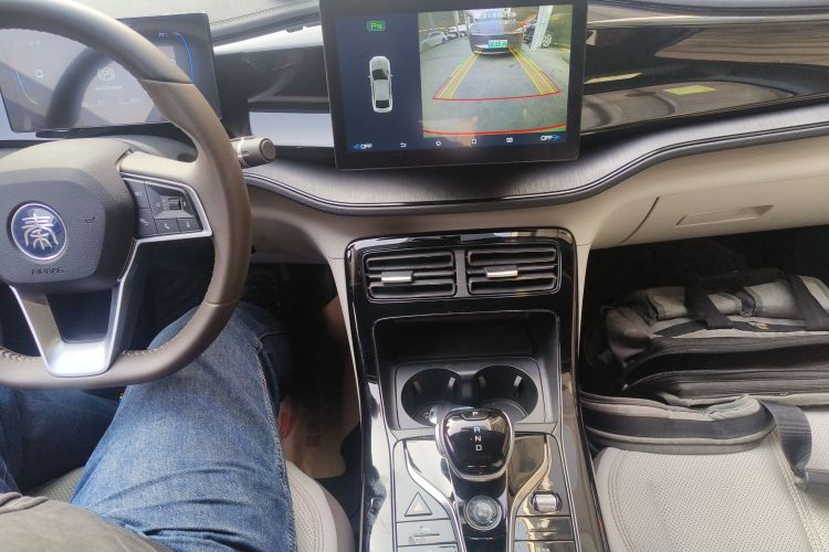 比亚迪 秦PLUS 2024款 荣耀版 DM-i 55KM领先型局部细节18