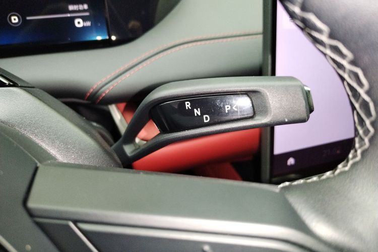 小米汽车 小米SU7 2024款 后驱超长续航高阶智驾Pro版中控内饰18