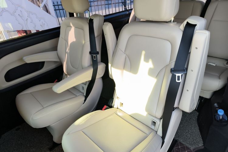 奔驰 威霆 2016款 2.0T 商务版中控内饰7004