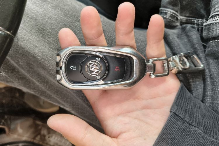 别克 昂科威 2018款 20T 两驱精英型中控内饰11