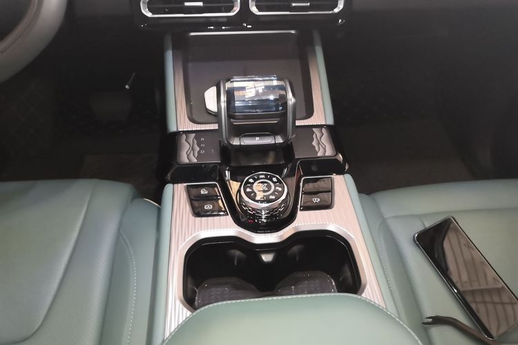 捷途自由者 2025款 2.0TD 自动XWD征服局部细节18