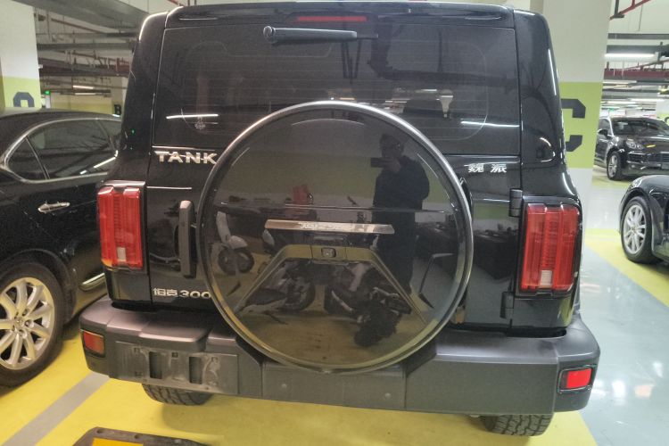 坦克300 2023款 越野版 2.0T 征服者车身外观6