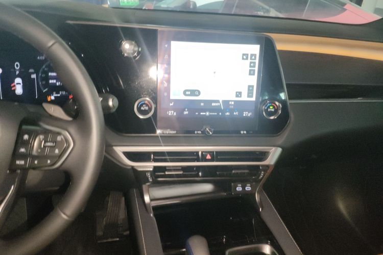 雷克萨斯RX 2025款 300 四驱骏享版局部细节16