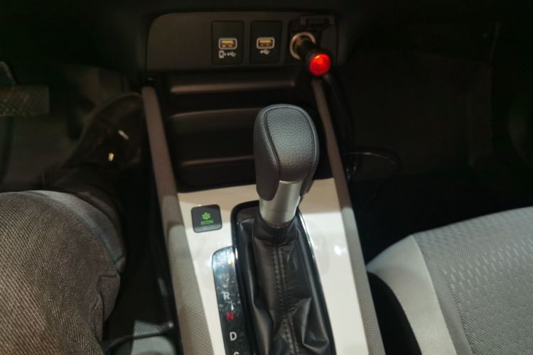 本田 LIFE 2021款 1.5L CVT CRO-SS灵趣版中控内饰18