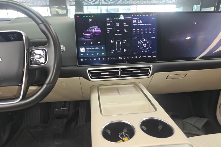 理想汽车 理想L9 2022款 Max局部细节16