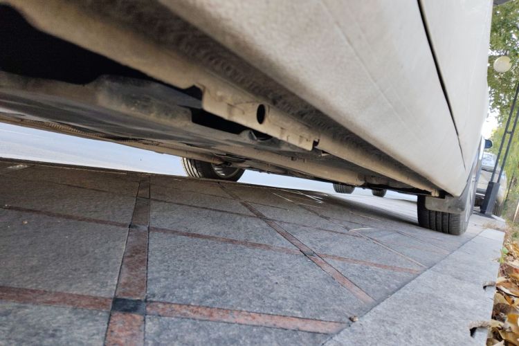 标致408 2018款 350THP 自动豪华版局部细节9002