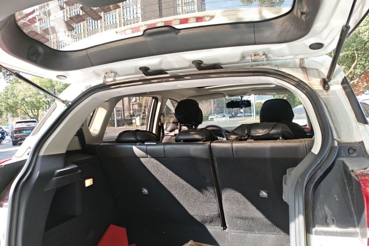 北京汽车 北京X3 2020款 1.5T 手动荣耀版PLUS机舱底盘23