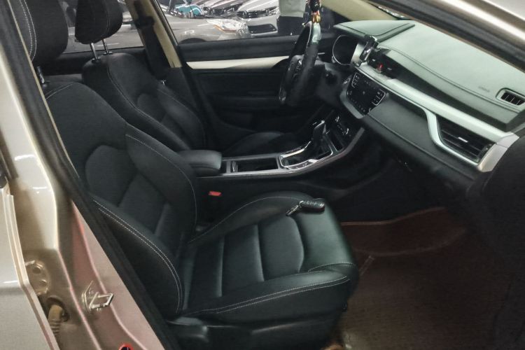 吉利汽车 帝豪 2018款 1.5L CVT向上互联版局部细节41