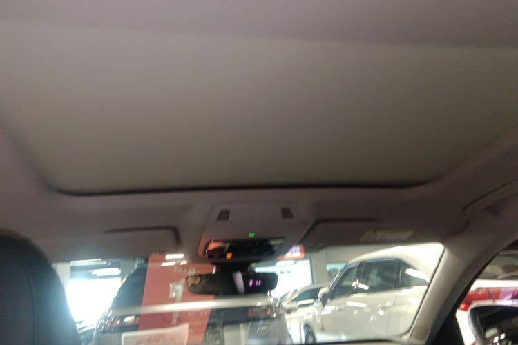 大众 帕萨特 2025款 Pro 380TSI 龙耀版局部细节22