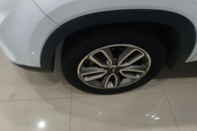 北京现代ix35 2019款 2.0L 自动两驱智勇·畅享版 国V车身外观6007