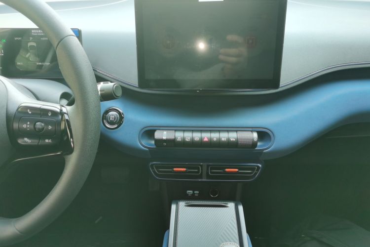比亚迪 海鸥 2025款 305km 活力版中控内饰16