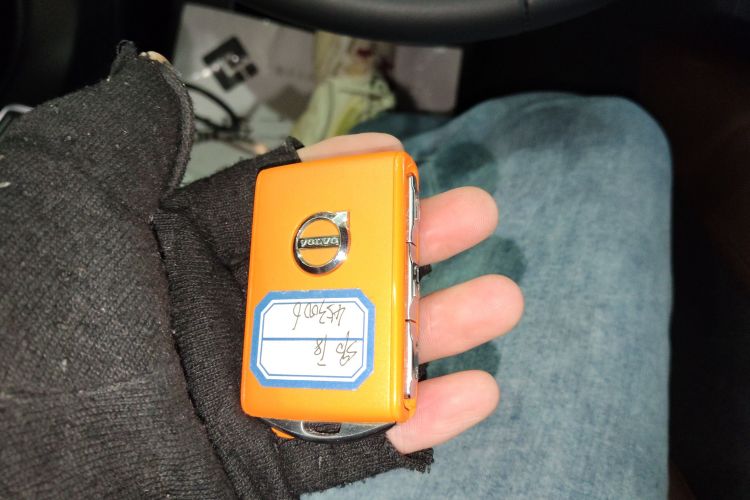 沃尔沃S90新能源 2024款 插电式混动 四驱长续航智雅豪华版中控内饰7001