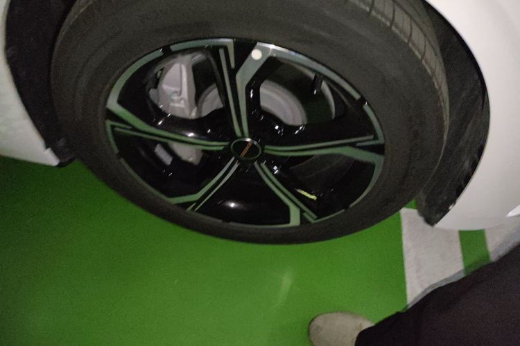 星途 星纪元 ES 2024款 Max长续航版车身外观10