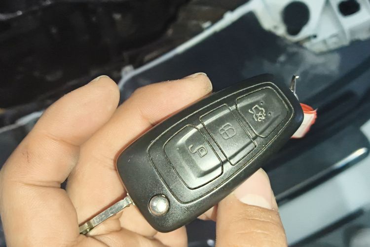 福特 福克斯 2012款 三厢 1.6L 自动舒适型中控内饰7001