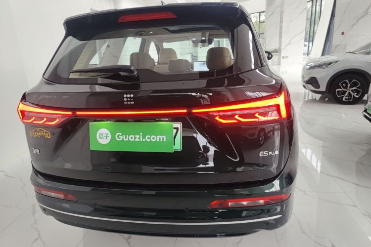 蓝电E5 PLUS 2025款 165km 长续航版PLUS 5座车身外观6004