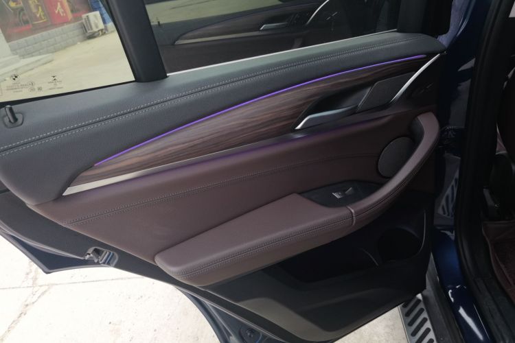 宝马X3 2020款  xDrive28i M运动套装中控内饰7008