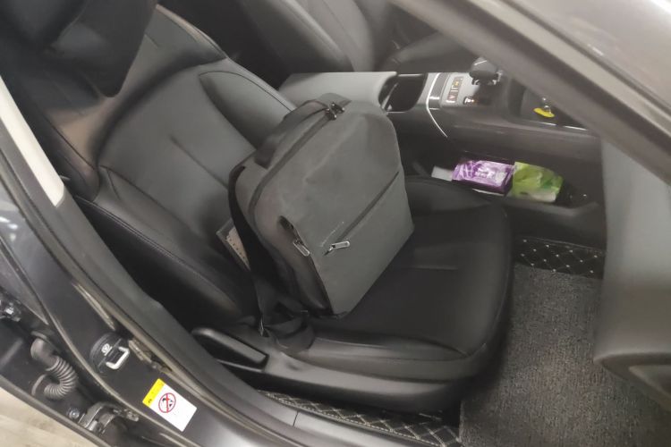 长安 逸动 2025款 蓝鲸 1.5T 500Bar尊贵型局部细节41