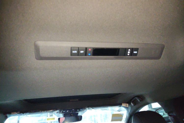 丰田 赛那SIENNA 2026款 2.5L 双擎四驱豪华版中控内饰22