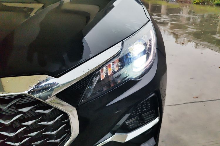 捷途X70 2024款 1.5T DCT跃享版 5座局部细节36