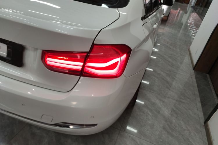 宝马3系 2017款 320Li 时尚型车身外观6006