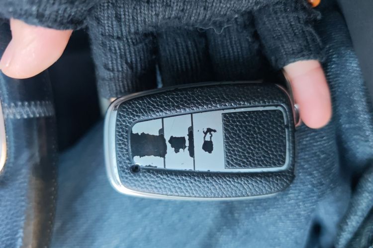 丰田 雷凌 2021款 双擎 1.8H E-CVT豪华版中控内饰11