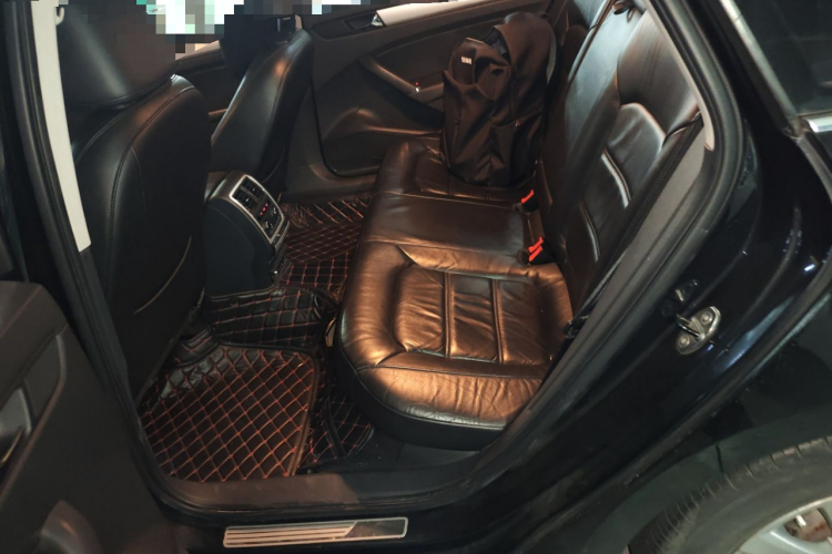 大众 帕萨特 2013款 1.8TSI DSG尊荣版中控内饰7004